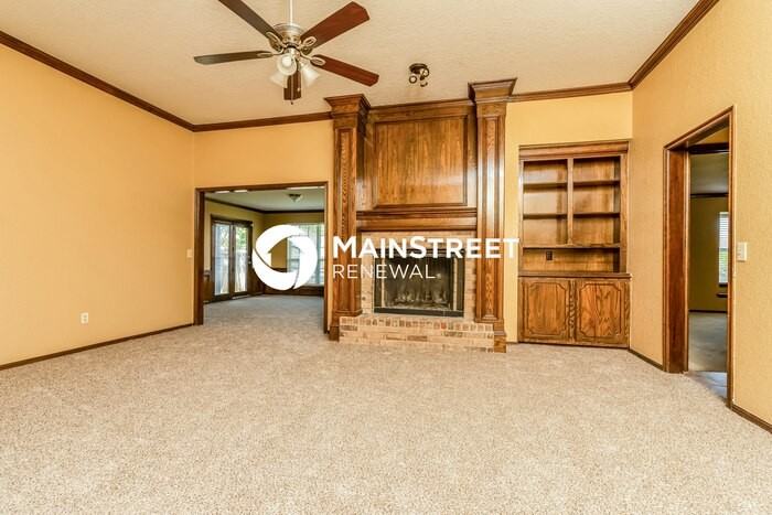 708 Cactus Ct - Photo 4 of 16