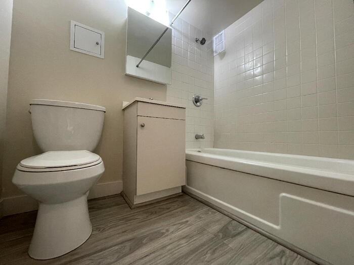 1415 Victoria St #410 - Photo 5 of 5