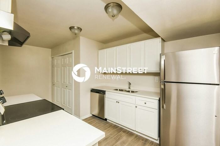 4217 Longmeadow Way - Photo 7 of 16