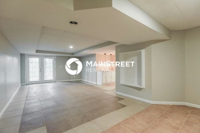 8384 N Britt Ct - Photo 6 of 18