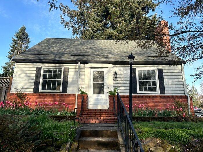 4027 Ne 76th Ave - Photo 2 of 34