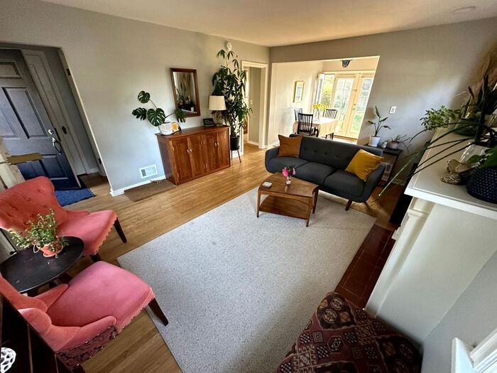 4027 Ne 76th Ave - Photo 4 of 34