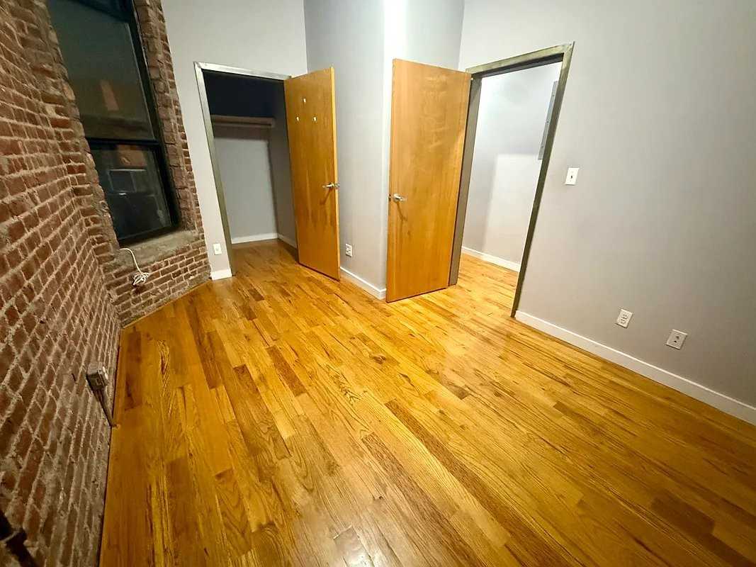 103 E 102nd St #2B - Photo 6 of 7