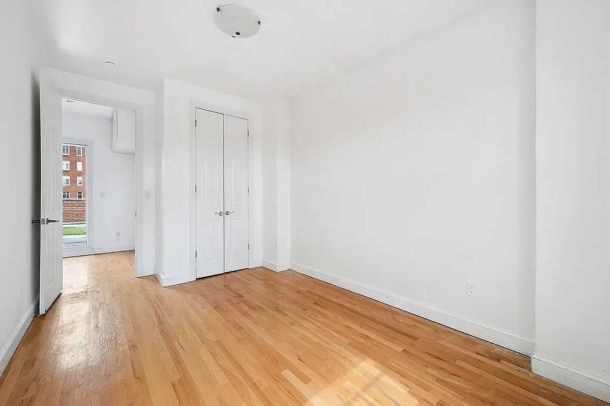 2294 Frederick Douglass Blvd #5E - Photo 7 of 14