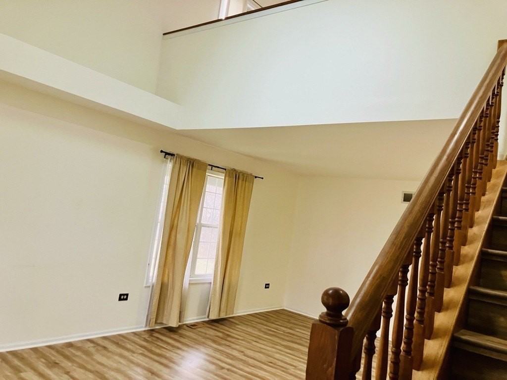 3524 Willowview Ct - Photo 2 of 17