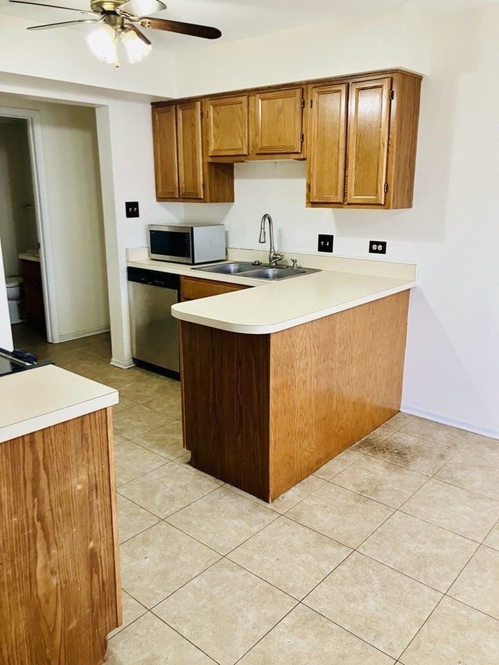 3524 Willowview Ct - Photo 7 of 17