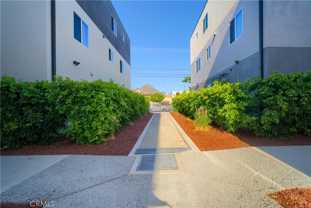 1427 S New Hampshire Ave - Photo 1 of 1