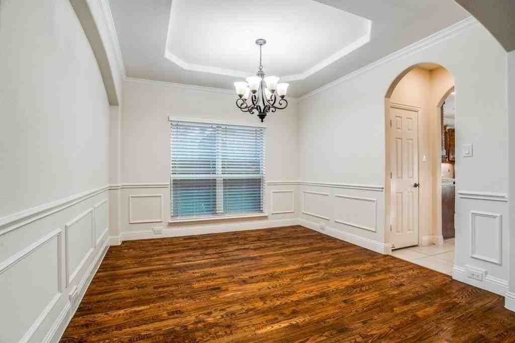 13085 Llano Ave - Photo 6 of 27