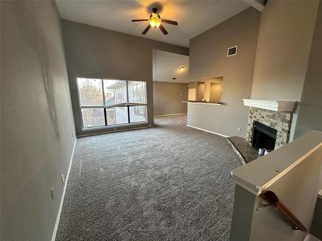 1312 Golden Gate Dr - Photo 3 of 18