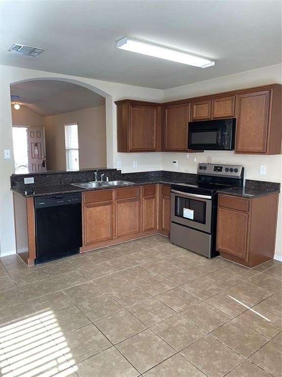 478 Harding Ln - Photo 3 of 22