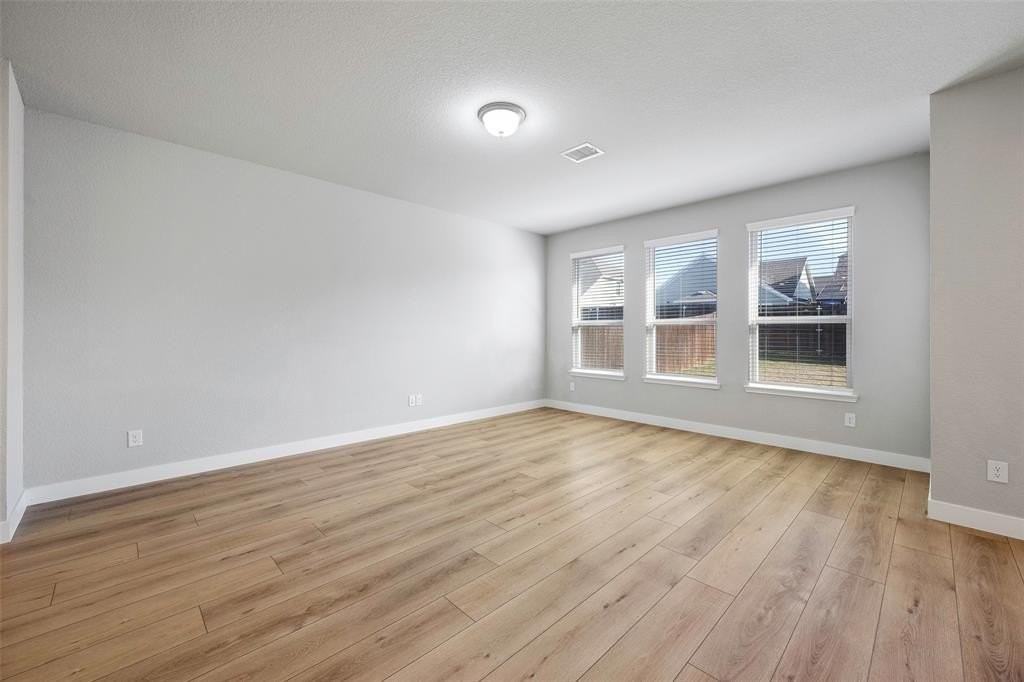 4136 Down Rush Dr - Photo 4 of 19