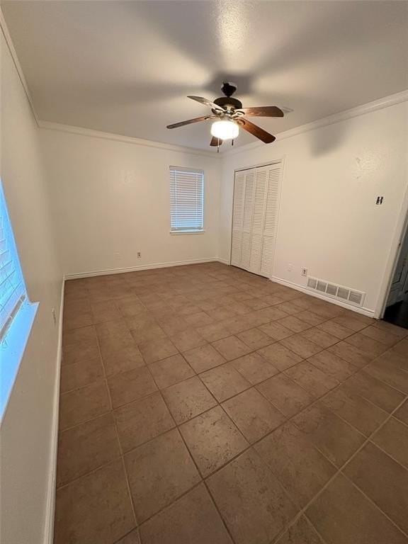 2217 Linwood Ln - Photo 4 of 6