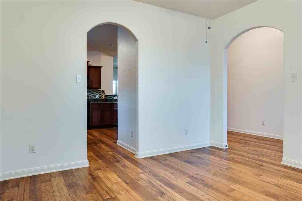 1232 Switchgrass Ln - Photo 7 of 31