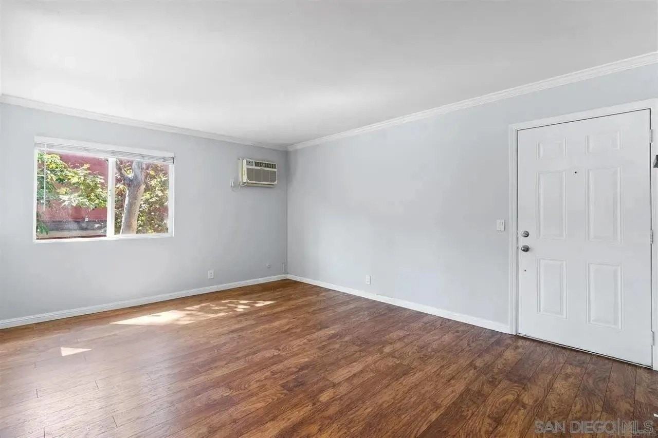 1280 W Main St Apt 24 #24 - Photo 4 of 29