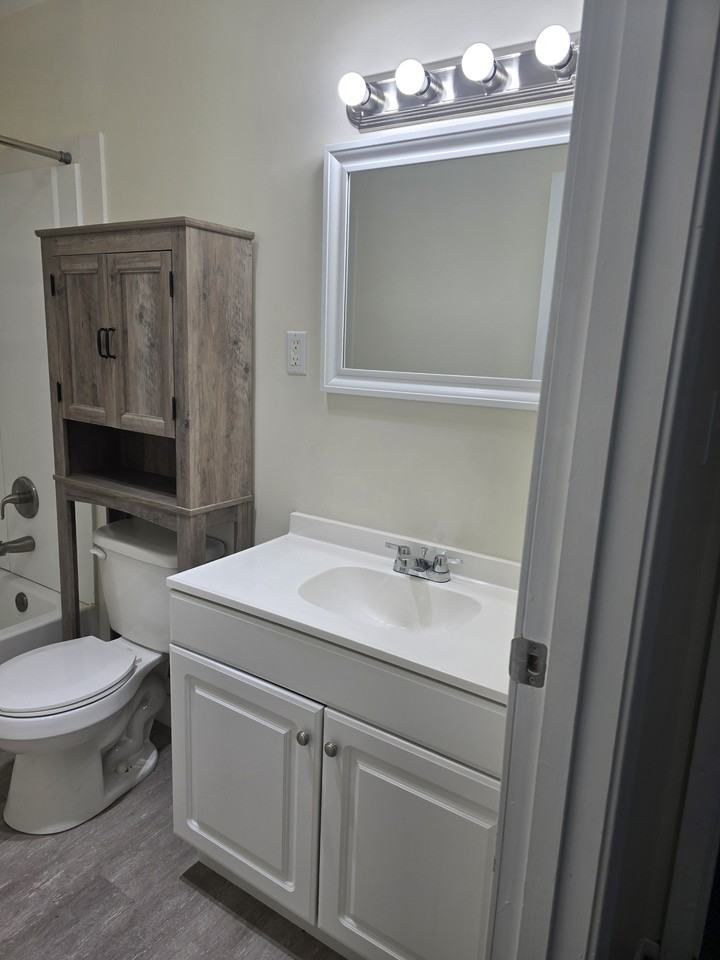 104 Poplin Pl #5 - Photo 5 of 7