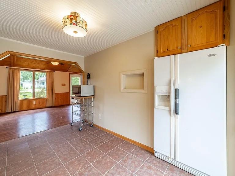 8316 Rutledge St - Photo 6 of 39