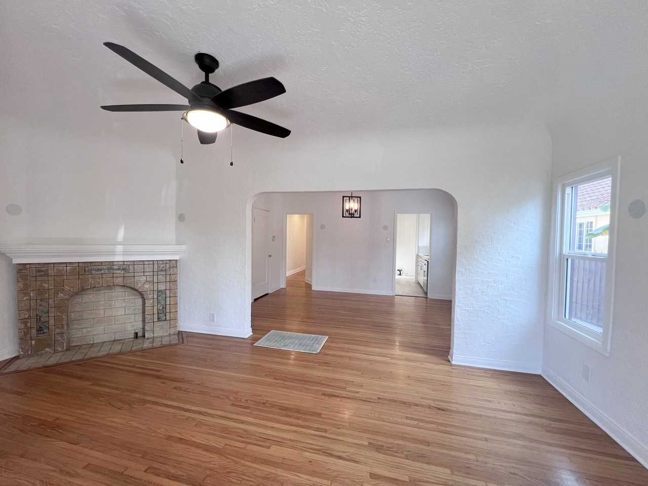 4626 6th Ave #4626 - Photo 3 of 24