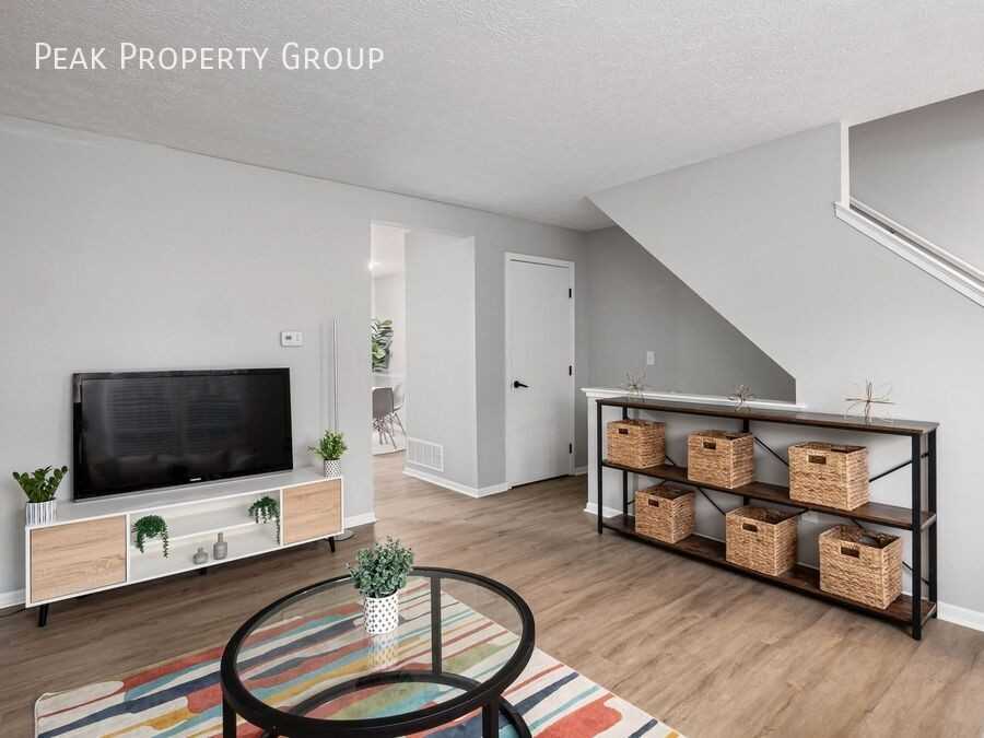 134 Blakeford Dr #134WH - Photo 5 of 33