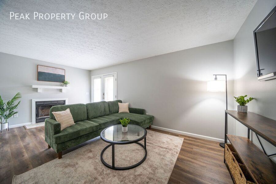 3192 Griggsview Ct #3192 - Photo 2 of 18