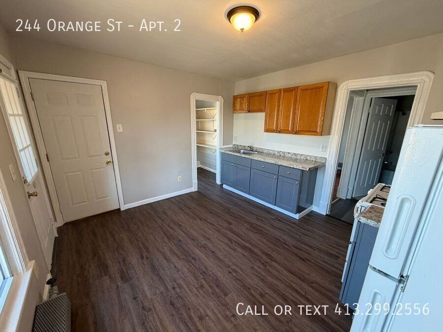 244 Orange St #2 - Photo 6 of 29