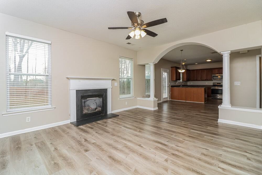 340 Darbys Run Ct - Photo 7 of 17