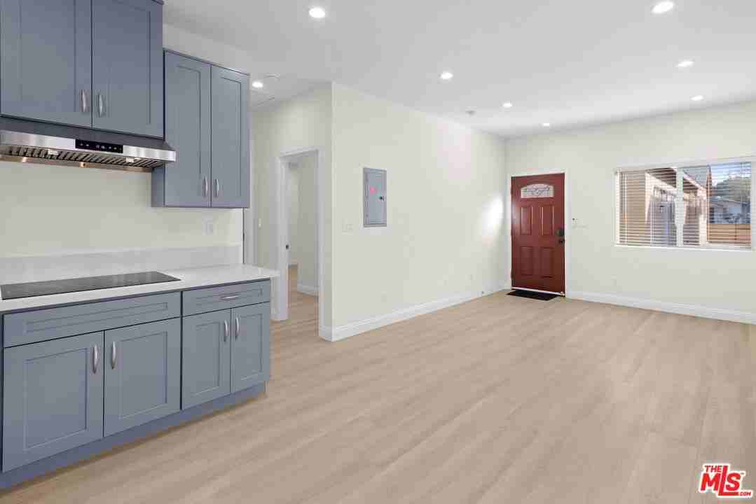 2445 Harwood St #2445-2443 - Photo 5 of 22