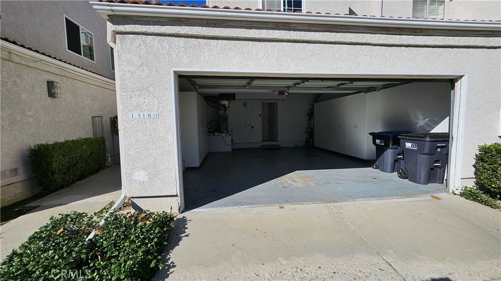 13180 Spire Cir #13180 - Photo 3 of 17