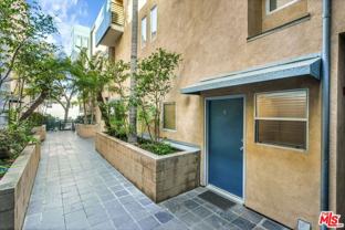 11960 Iowa Ave - Photo 1 of 1