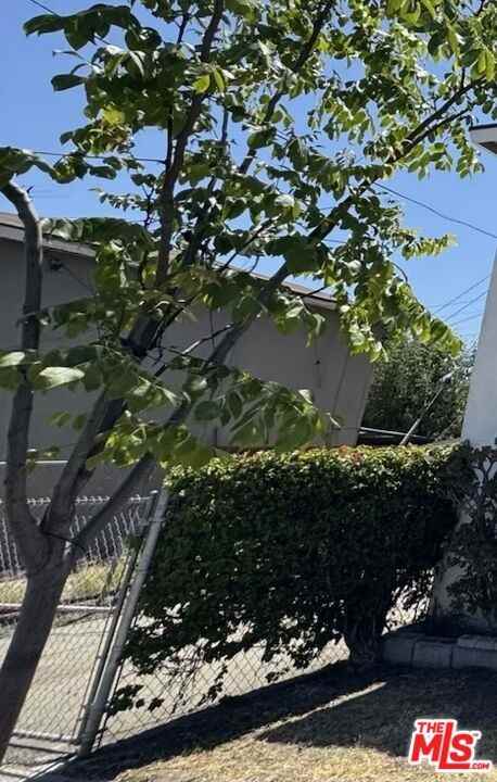 6521 Beck Ave #6521 - Photo 6 of 8