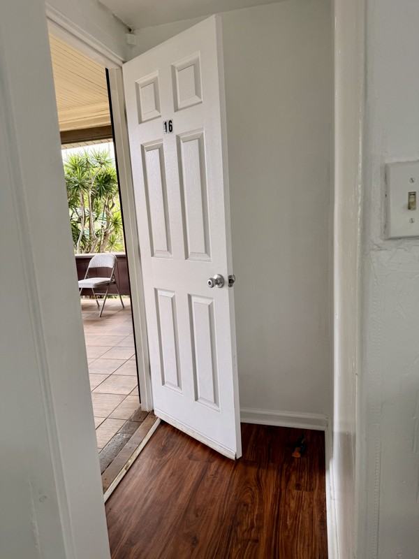 1124 8th Ave - Photo 5 of 12