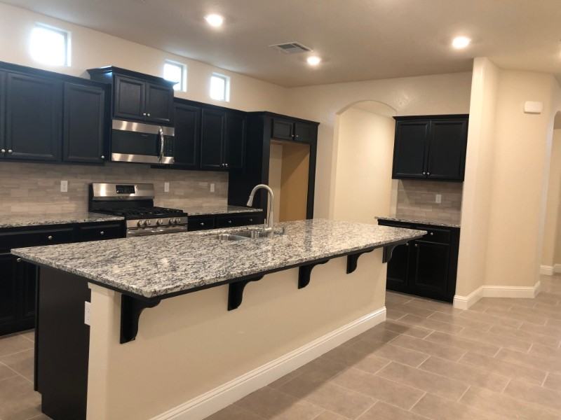 2047 W Sunnyview Ave - Photo 5 of 27