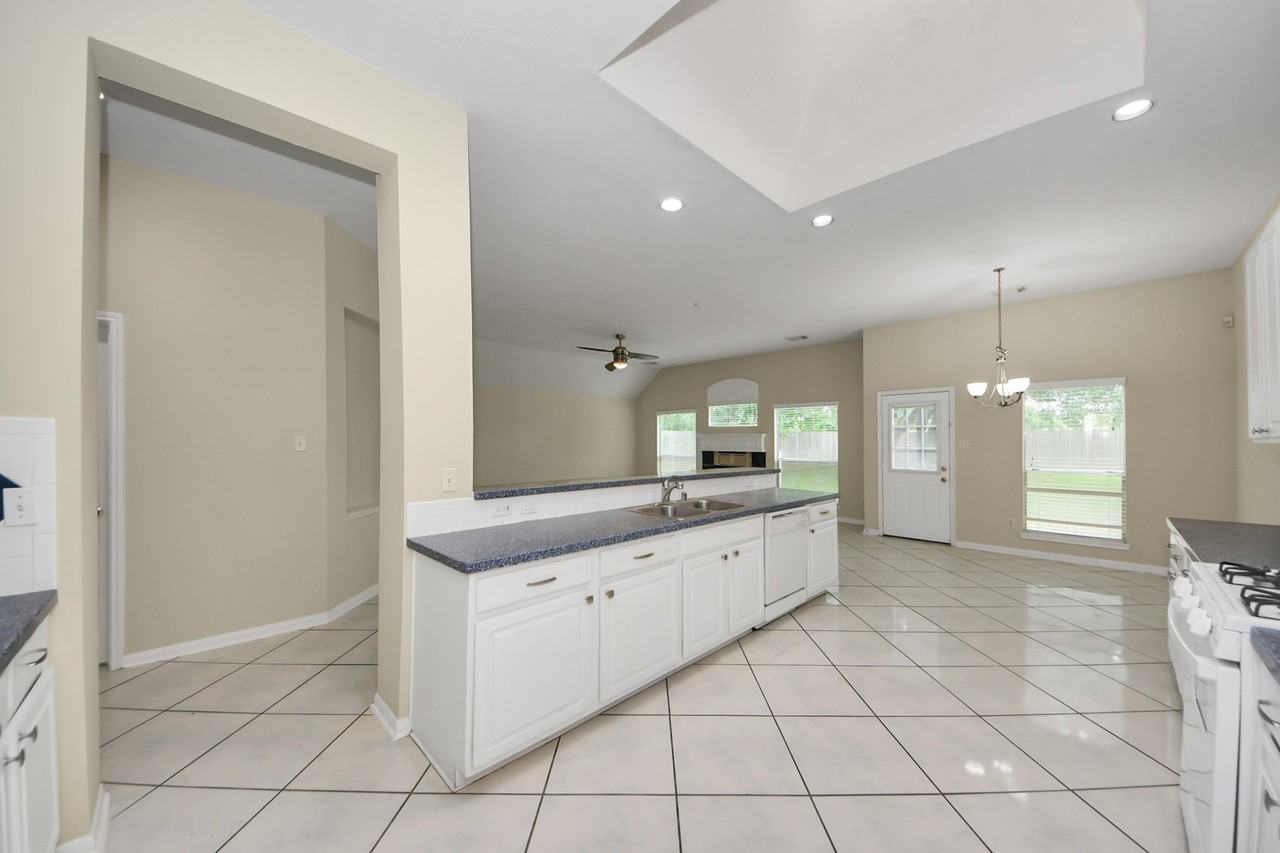 10214 White Oak Trail Ln #10214 - Photo 5 of 49