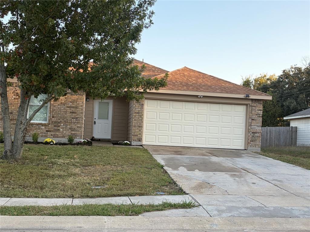 1826 Trailview Dr #1826 - Photo 2 of 27