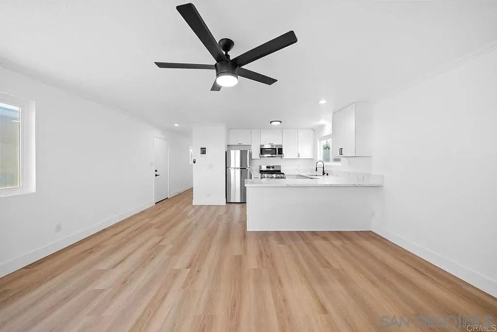 378 7th St #378 - Photo 5 of 41