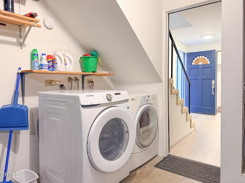 361 Rossmore Dr #361 - Photo 2 of 31