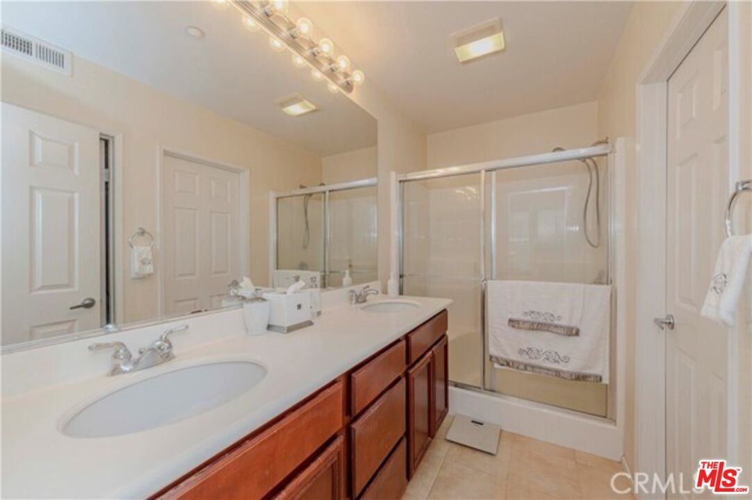 1108 Jewett Dr #1108 - Photo 7 of 8