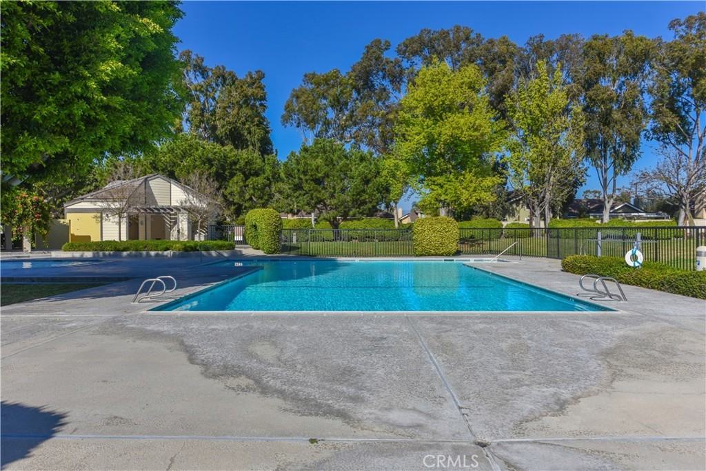 75 Firwood #75 - Photo 5 of 44