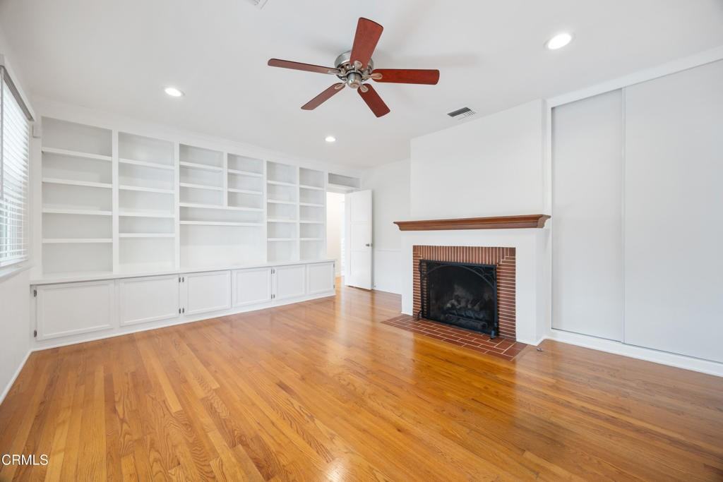 2380 Queensberry Rd #2380 - Photo 4 of 24