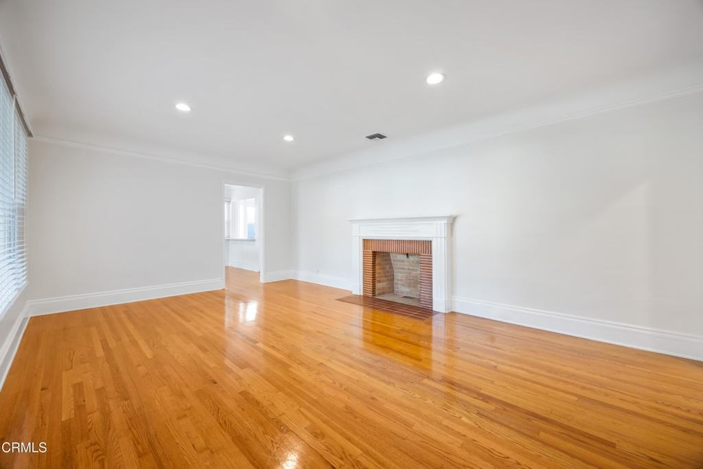 2380 Queensberry Rd #2380 - Photo 7 of 24