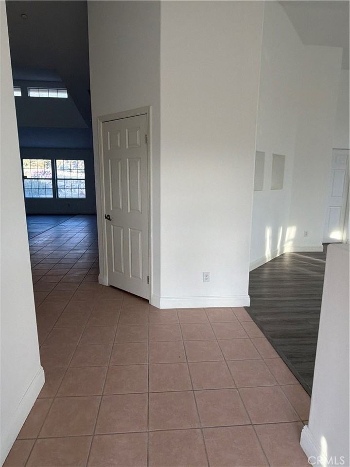 48628 Adeline Way #48628 - Photo 4 of 26