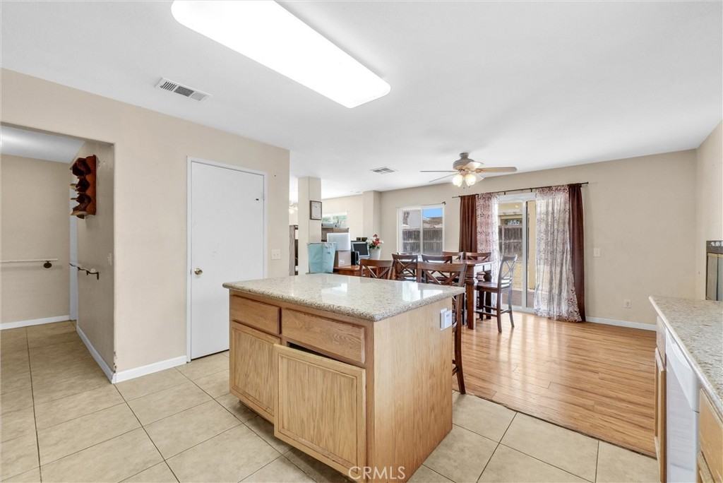 4605 Oak Tree Way #4605