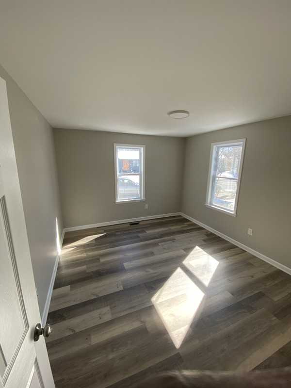 36 Ardsley Ave - Photo 6 of 8