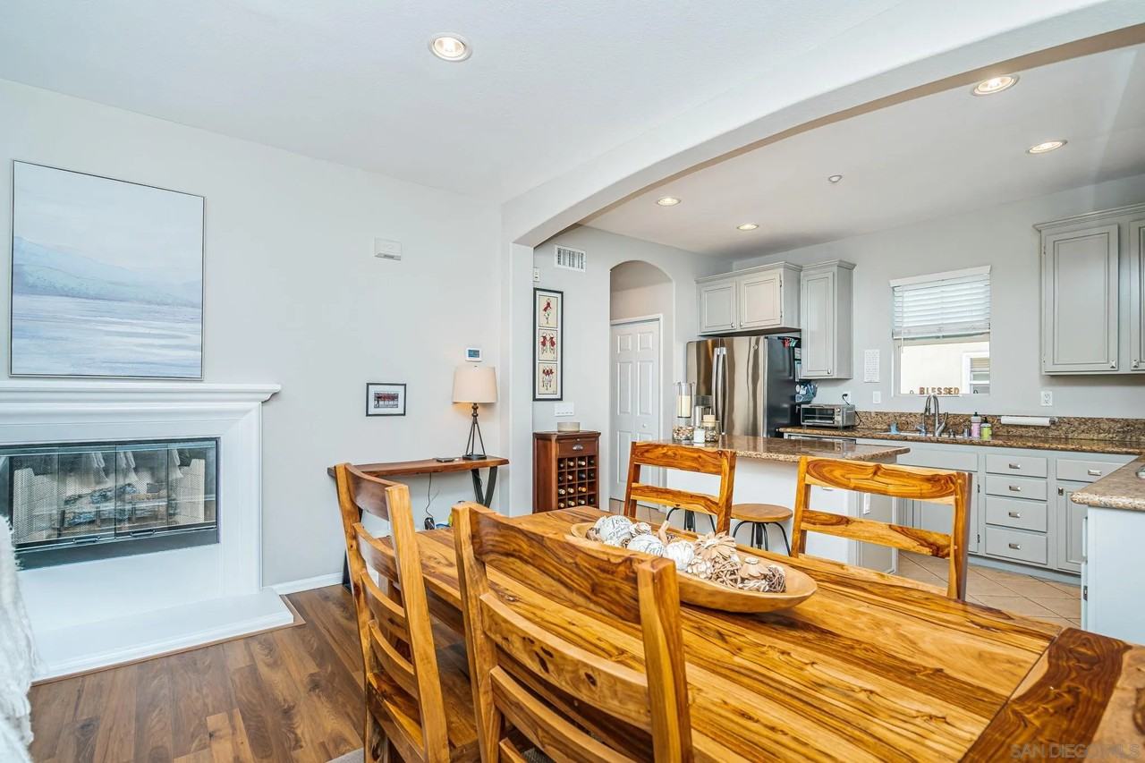 2556 Escala Cir #2556 - Photo 5 of 47