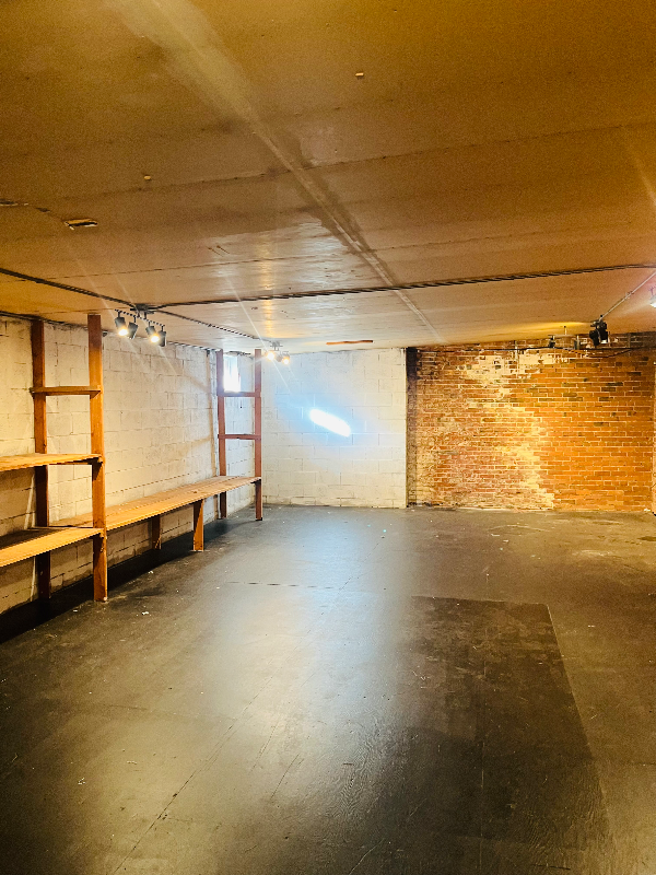 124 1/2 S 2nd St #B - Photo 4 of 5