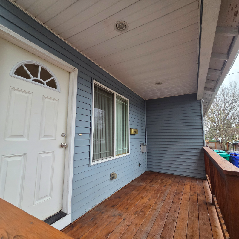 3552 Se 66th Ave - Photo 2 of 22