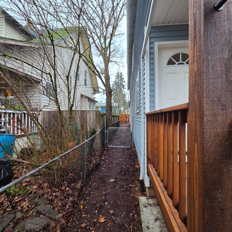 3552 Se 66th Ave - Photo 3 of 22