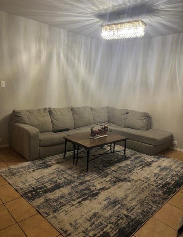 341 Clifton Cir #341 - Photo 4 of 12