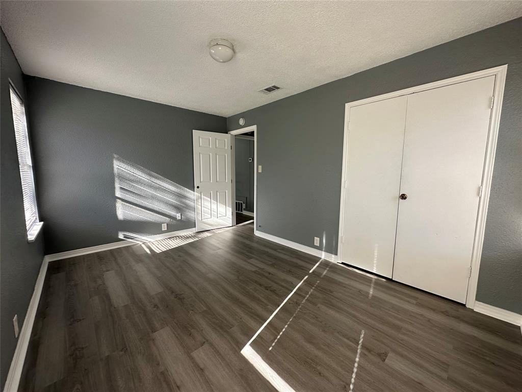 113 Gordon Dr #113 - Photo 3 of 10