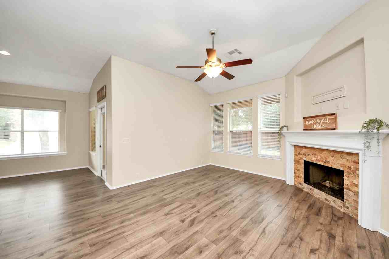 6003 Baileys Run Ln #6003 - Photo 7 of 39