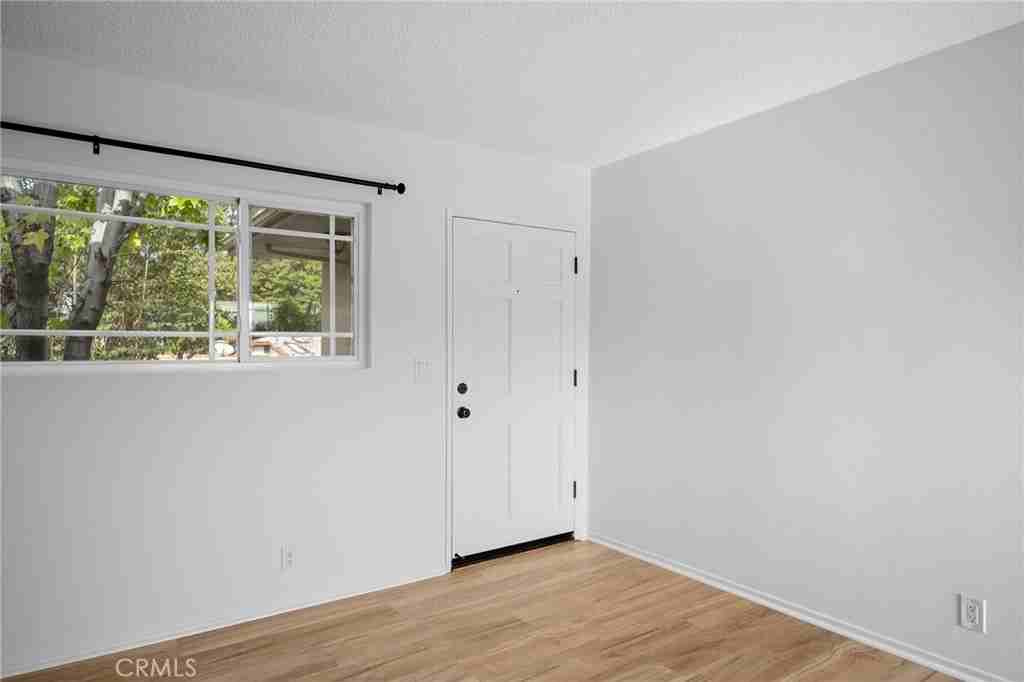 1415 Cosmic Way #1415-6 - Photo 3 of 24